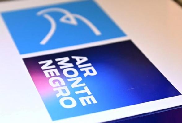 Konkurs za izradu kreativnog rješenja za službene uniforme letačkog i zemaljskog osoblja.